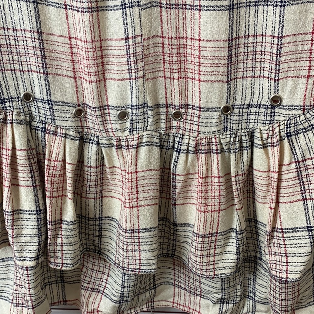 Top - Picture 4 of 4